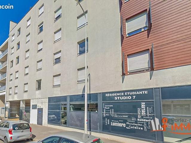 Studio 1 pièce 20 m²