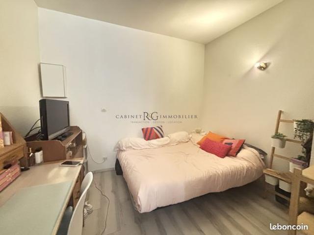 Studio 1 pièce 20 m²
