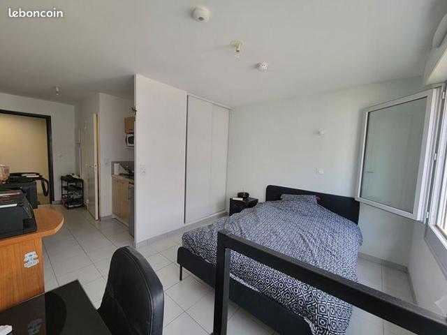 Studio 1 pièce 21 m²
