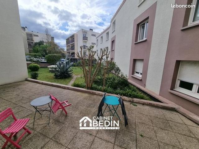 Studio 1 pièce 21 m²