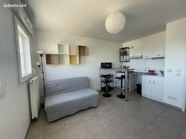 Studio 1 pièce 21 m²