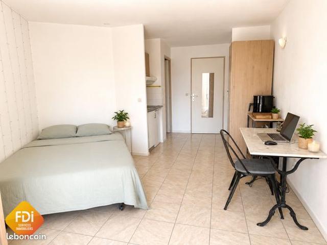 Studio 1 pièce 21 m²