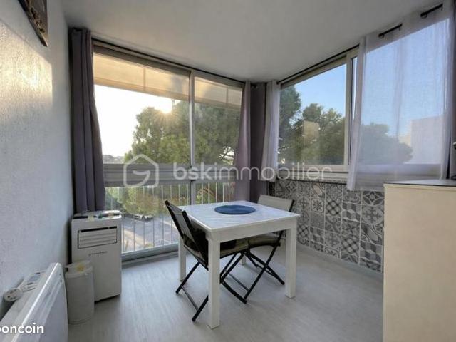 Studio 1 pièce 21 m²