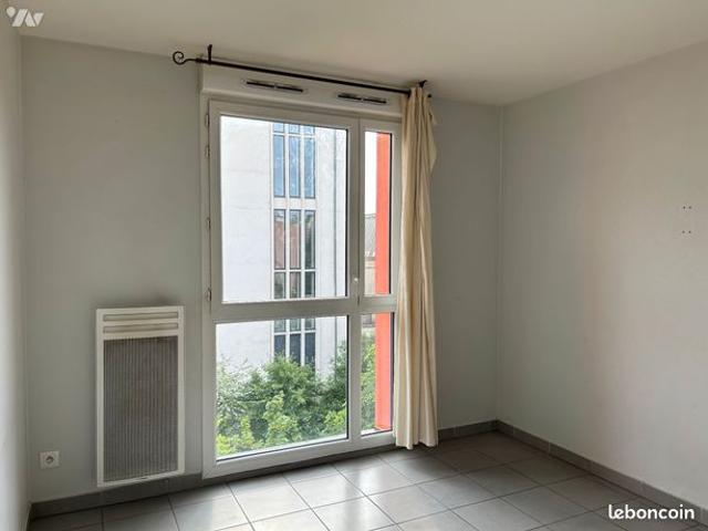 Studio 1 pièce 21 m²