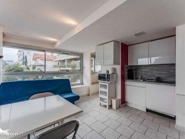 Studio 1 pièce 21 m²