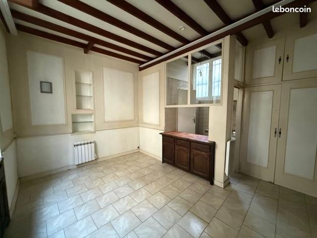 Studio 1 pièce 21 m²