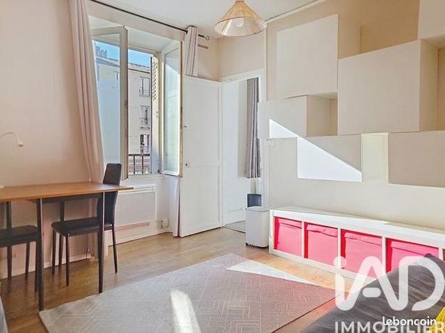 Studio 1 pièce 21 m²