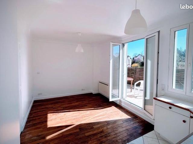 Studio 1 pièce 21 m²