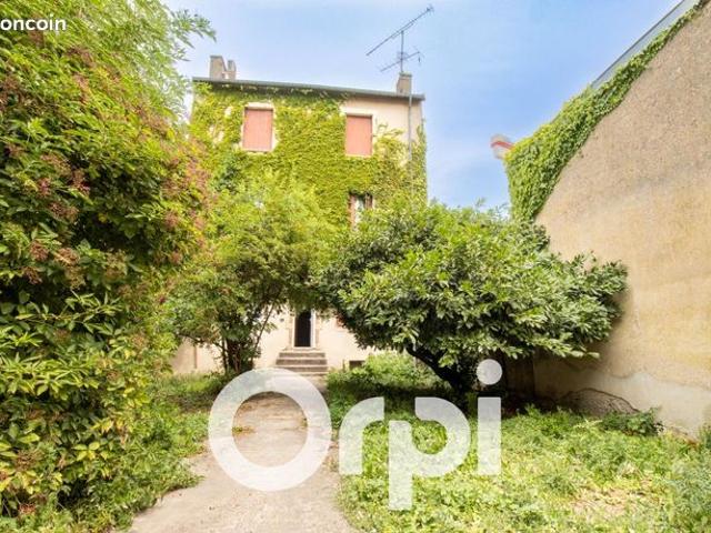 Studio 1 pièce 21 m²