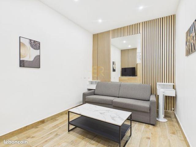 Studio 1 pièce 21 m²
