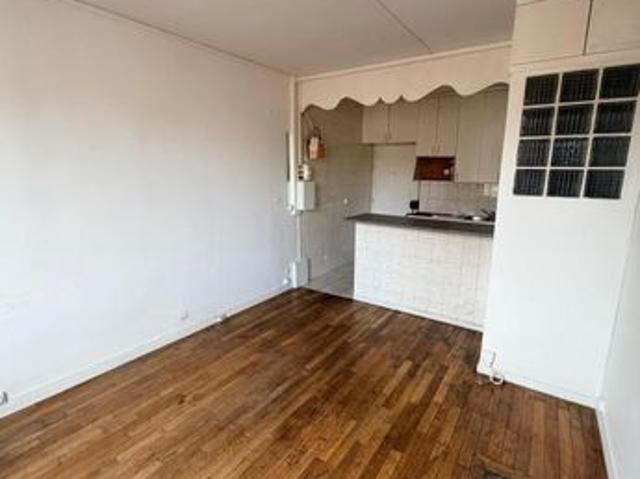 Studio 1 pièce 21 m²