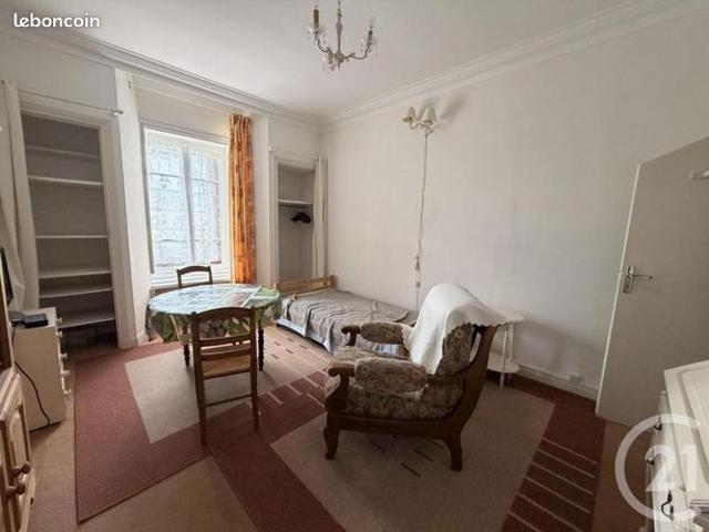 Studio 1 pièce 21 m²