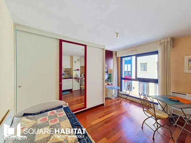 Studio 1 pièce 21 m²