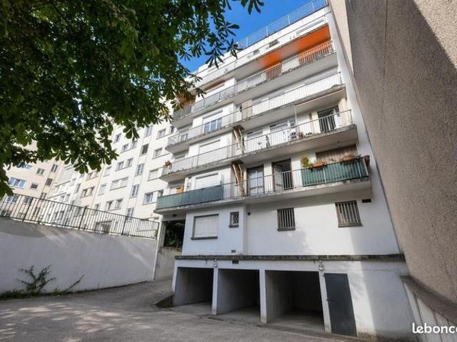 Studio 1 pièce 21 m²
