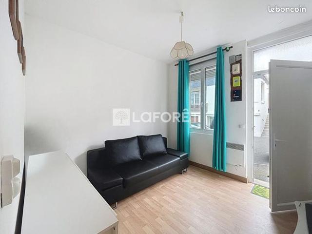Studio 1 pièce 21 m²