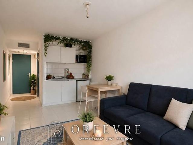 Studio 1 pièce 21 m²