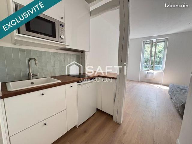 Studio 1 pièce 21 m²
