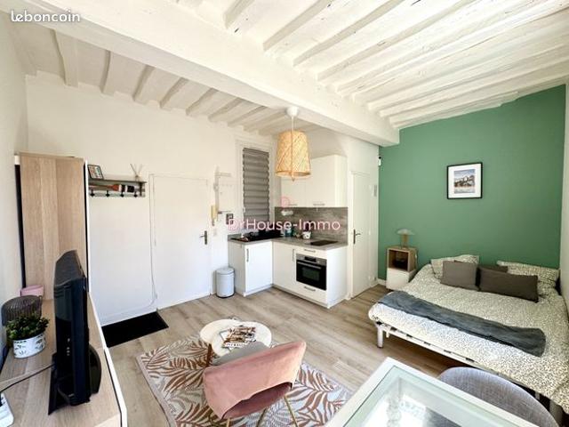 Studio 1 pièce 21 m²