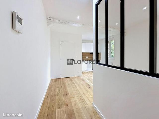 Studio 1 pièce 21 m²