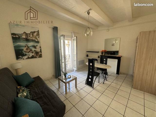 Studio 1 pièce 21 m²