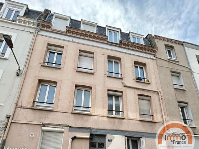 Studio 1 pièce 21 m²