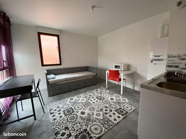 Studio 1 pièce 21 m²