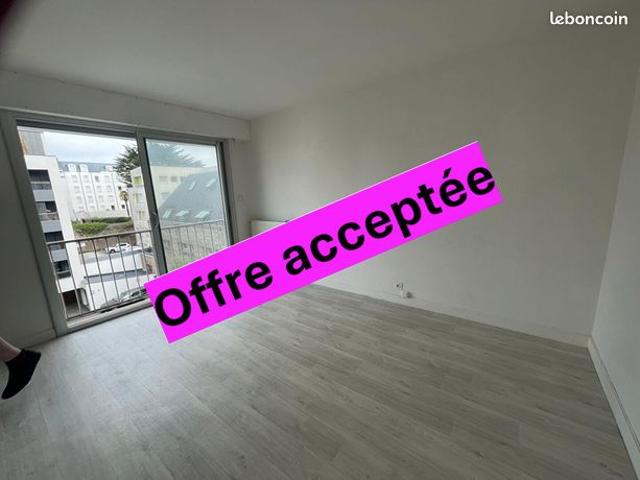 Studio 1 pièce 21 m²
