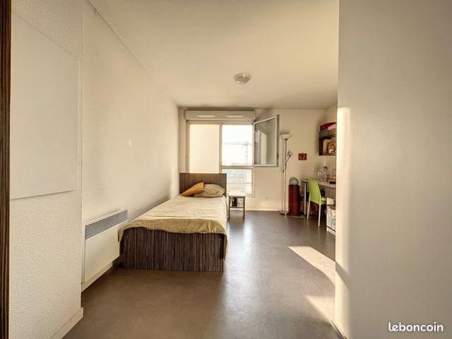 Studio 1 pièce 21 m²