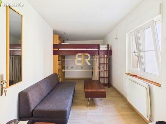 Studio 1 pièce 21 m²