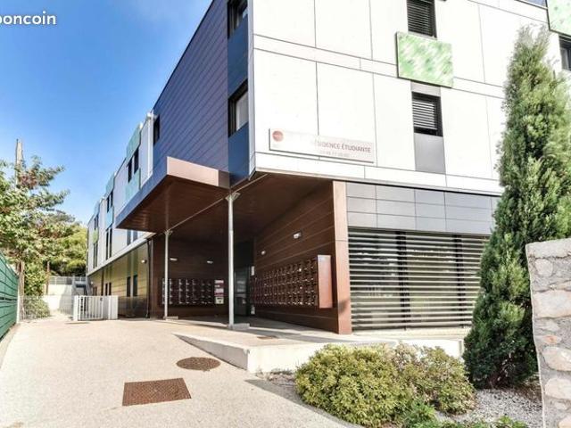 Studio 1 pièce 21 m²