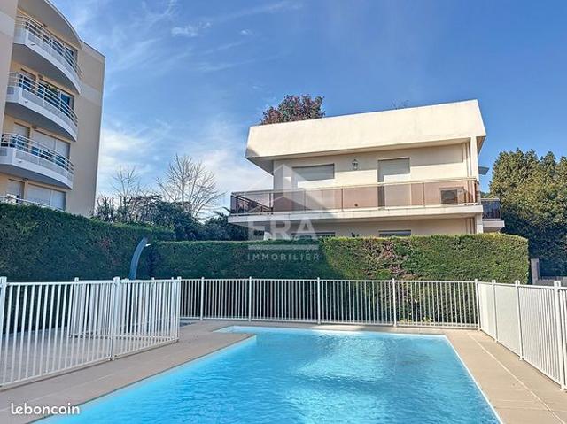 Studio 1 pièce 21 m²