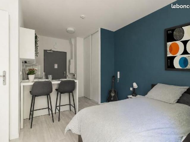 Studio 1 pièce 21 m²