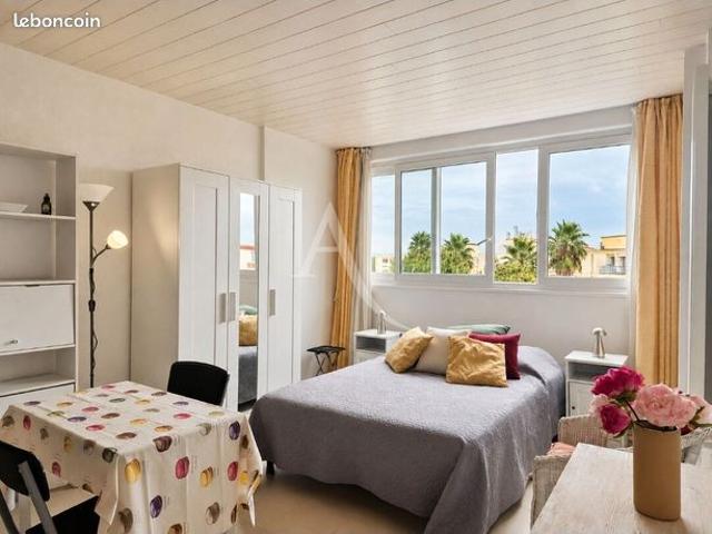 Studio 1 pièce 21 m²
