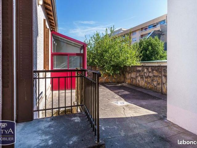 Studio 1 pièce 21 m²