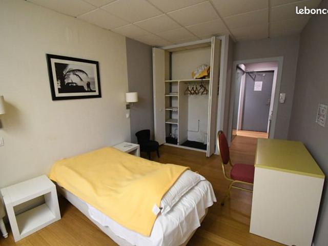 Studio 1 pièce 21 m²