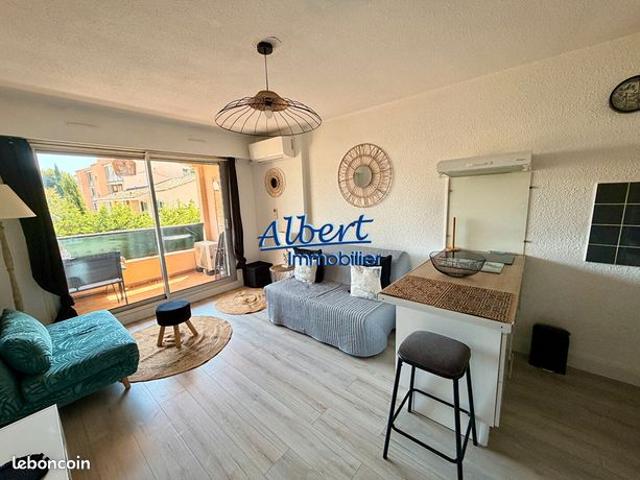 Studio 1 pièce 21 m²