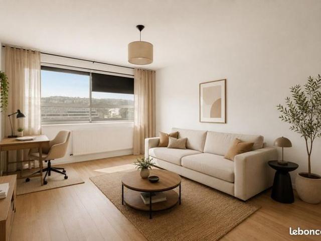 Studio 1 pièce 21 m²