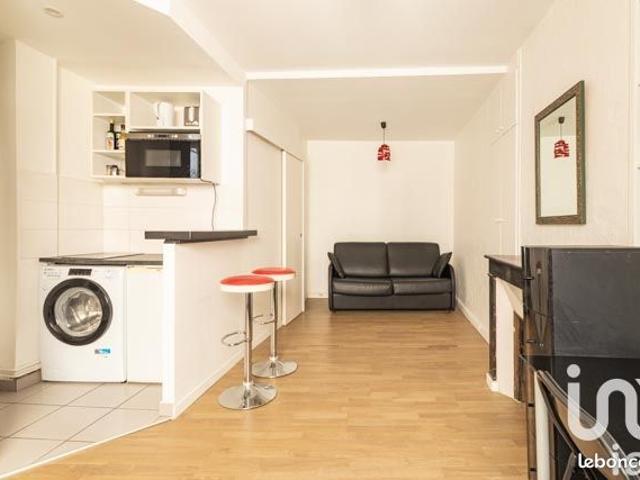 Studio 1 pièce 21 m²