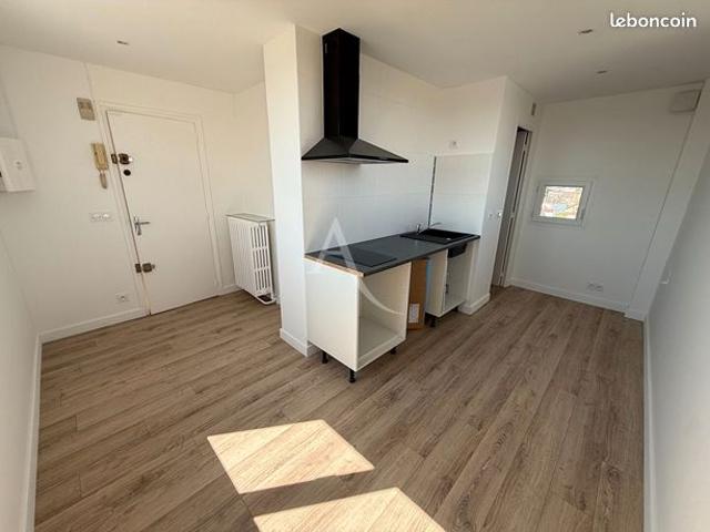 Studio 1 pièce 21 m²