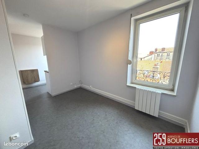 Studio 1 pièce 21 m²