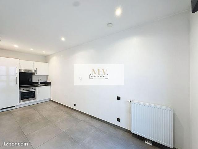 Studio 1 pièce 21 m²