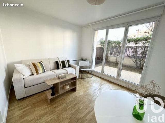 Studio 1 pièce 21 m²
