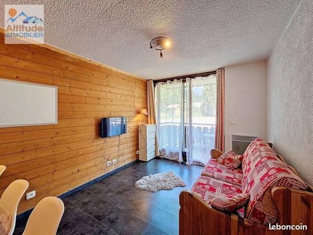 Studio 1 pièce 21 m²