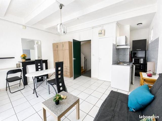 Studio 1 pièce 21 m²
