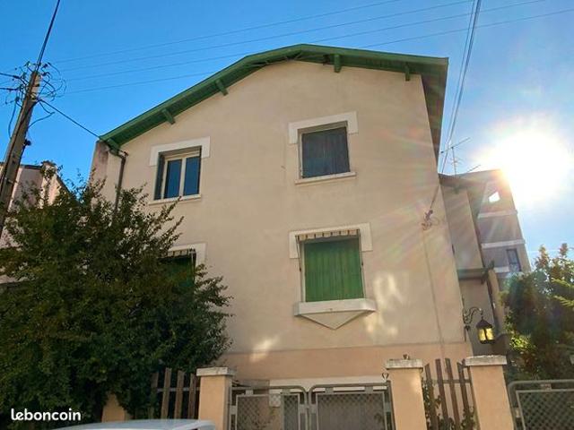 Studio 1 pièce 21 m²