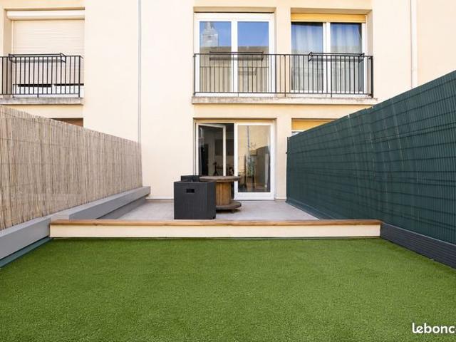 Studio 1 pièce 21 m²