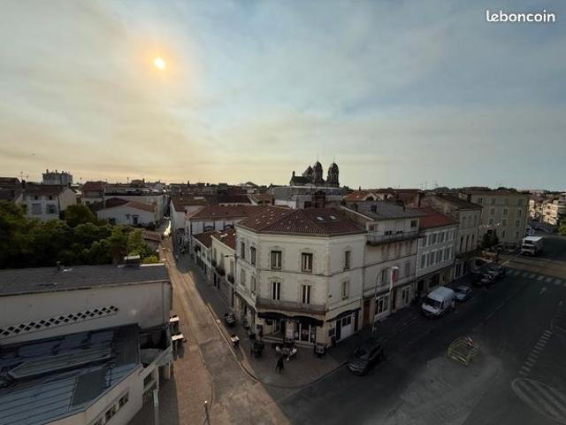 Studio 1 pièce 21 m²