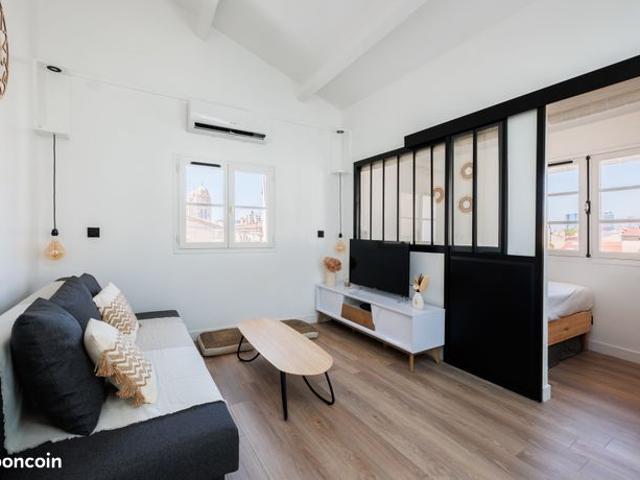 Studio 1 pièce 21 m²