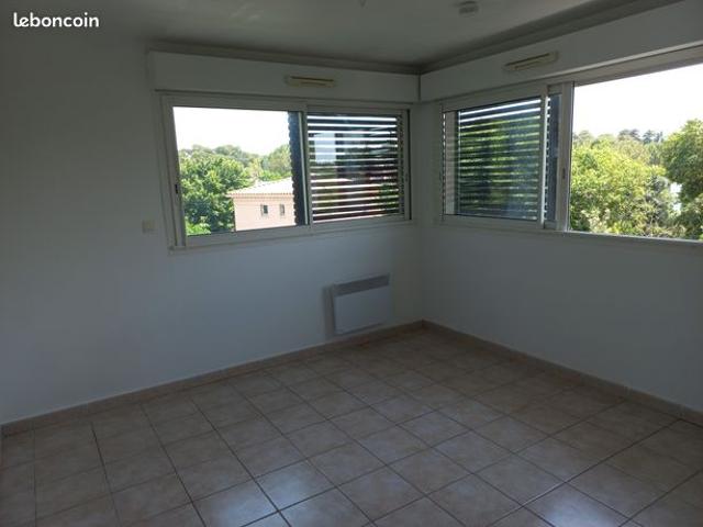 Studio 1 pièce 21 m²