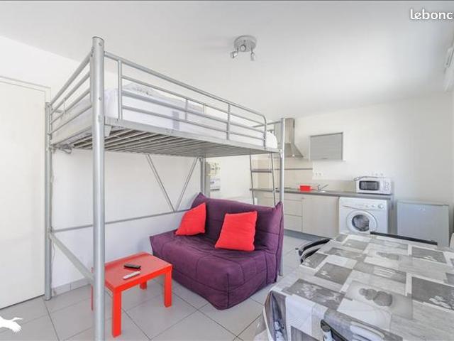 Studio 1 pièce 21 m²